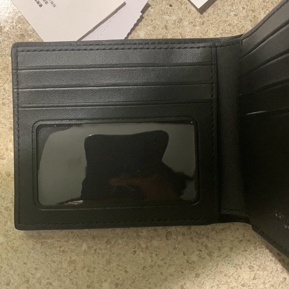 Coach Mens wallet - Picture 3 of 4